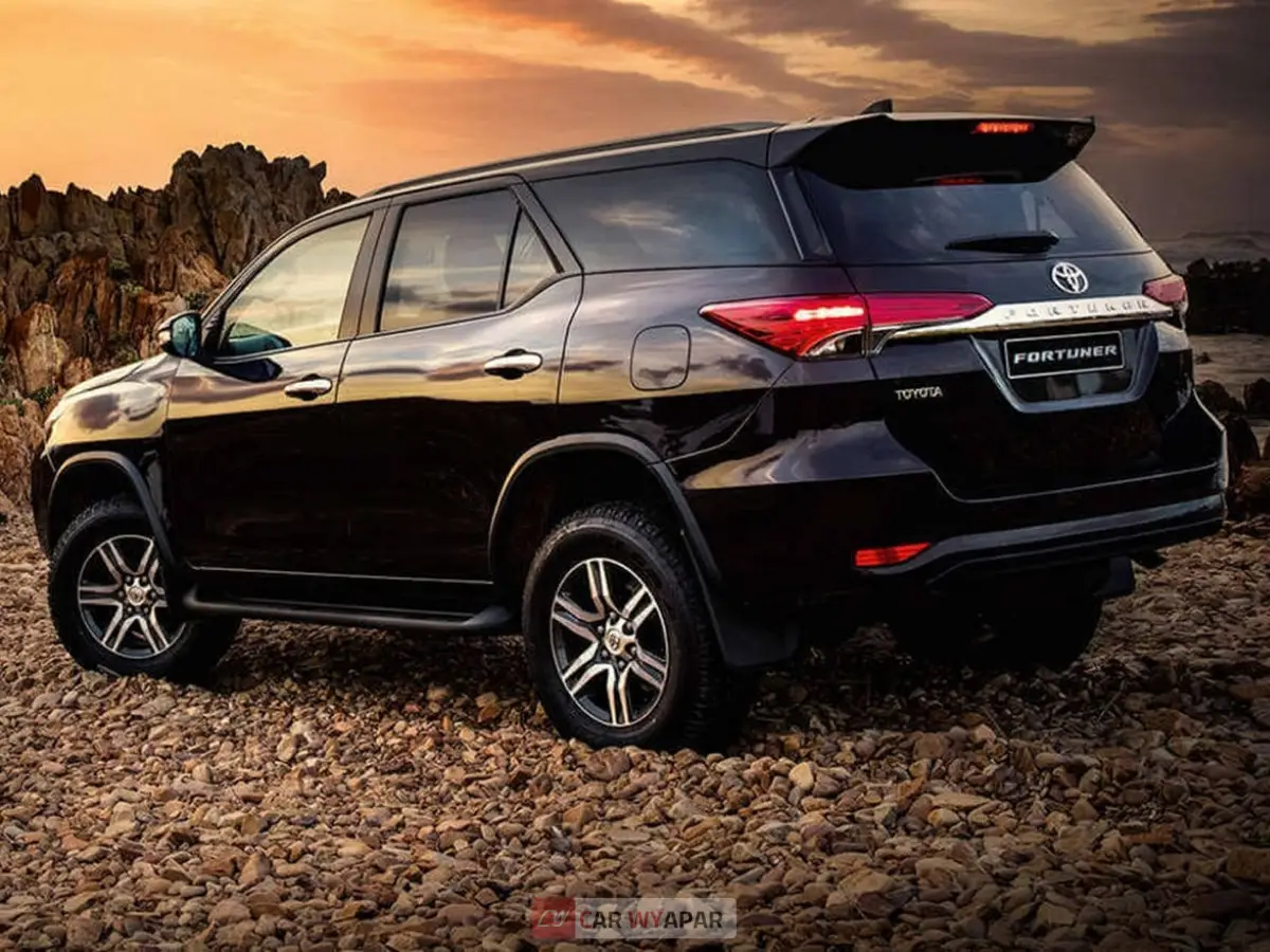 Toyota Fortuner Legender